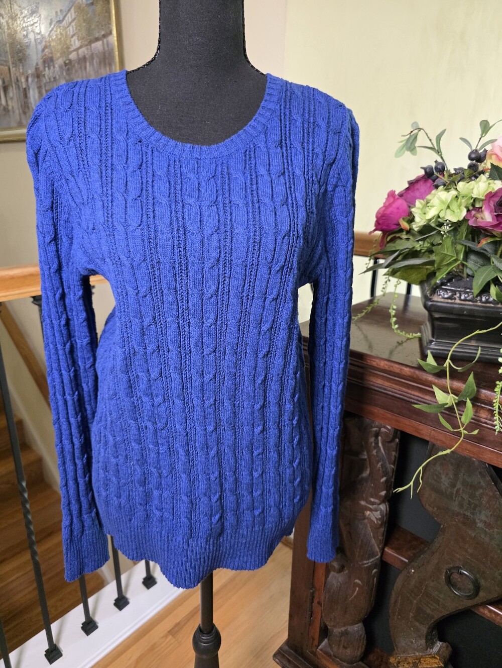 St. John's Bay Royal Blue Cable Crewneck‎ Sweater Large